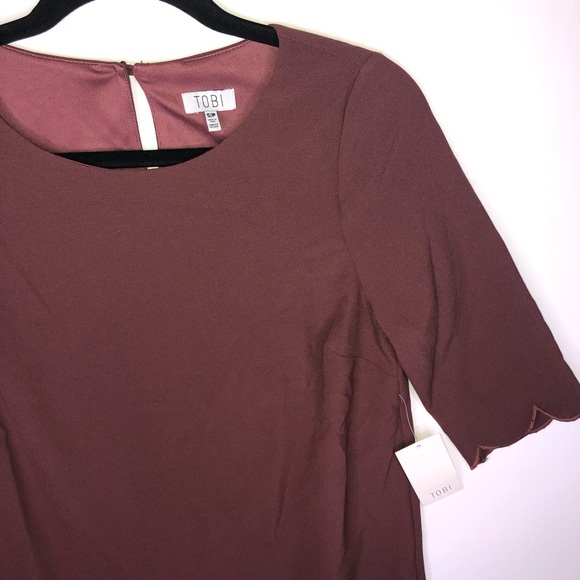 TOBI Scallop Shift Dress Maroon Red Small Keyhole Half Short Sleeve - Picture 4 of 8